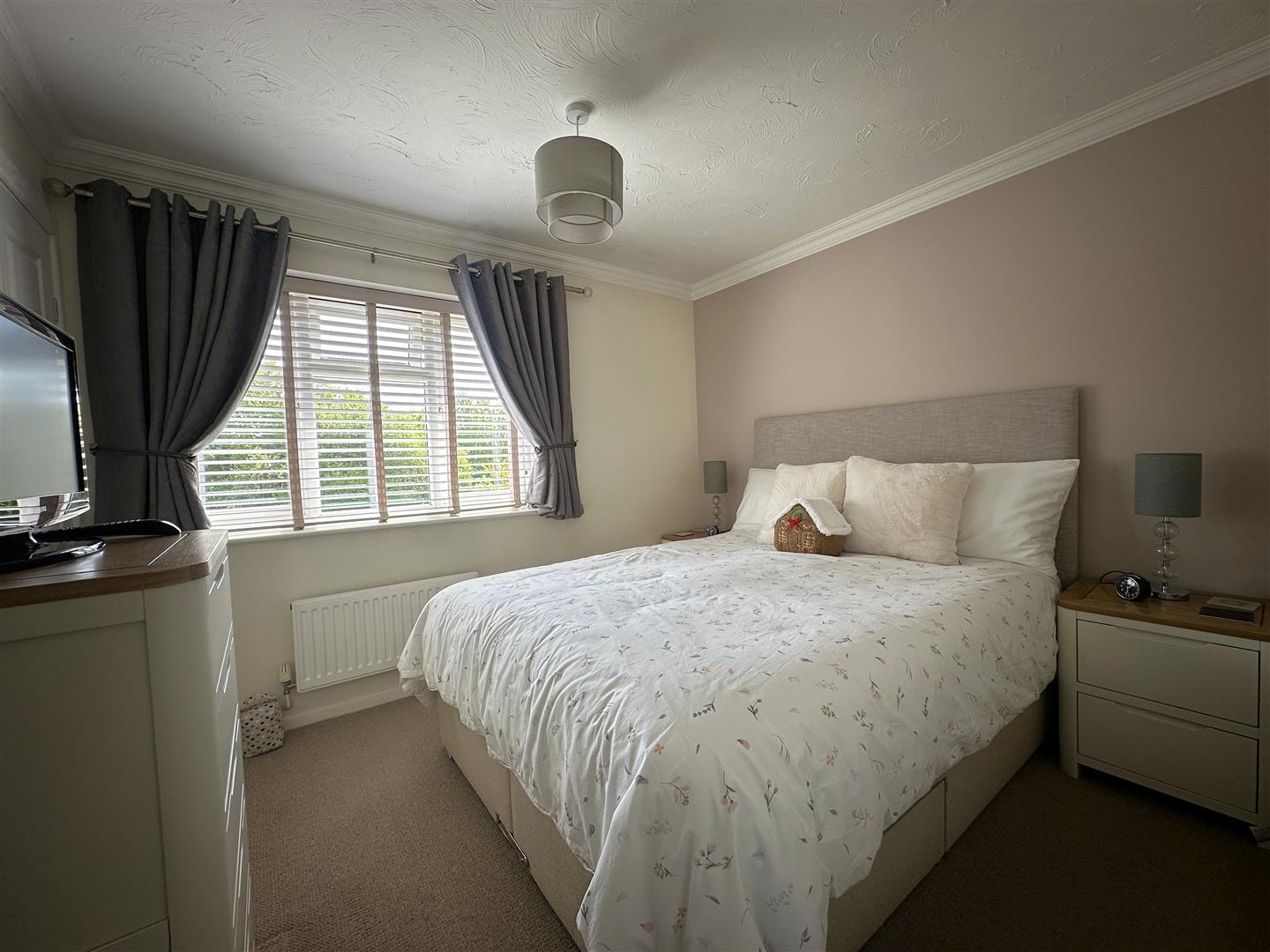 Cheltenham Drive, 